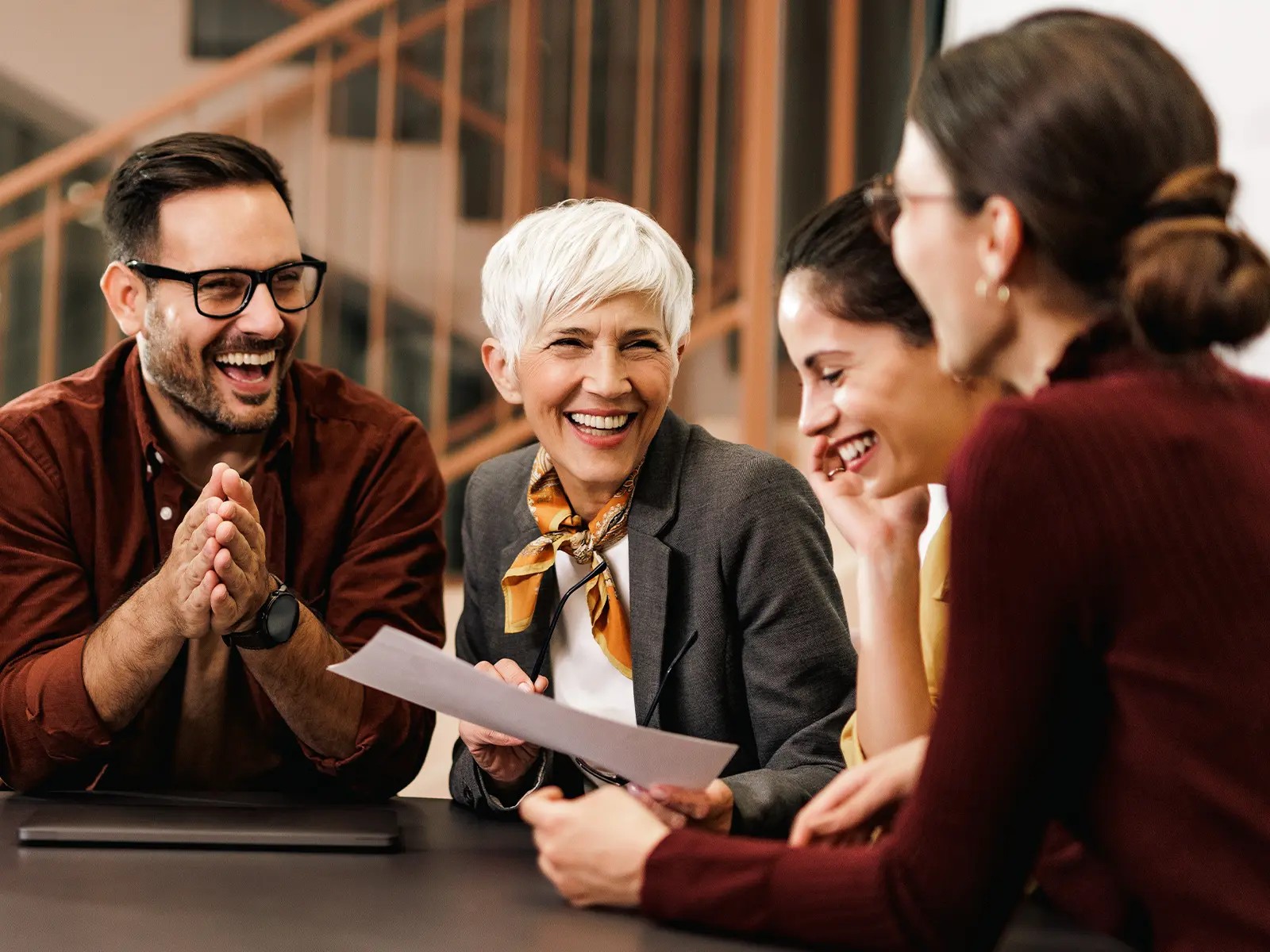 Leneo - Vzdělávací agentura Plzeň - Nábor v roce 2026: Proč bez mentoringu a moderního onboardingu ztrácíte ty nejlepší talenty?