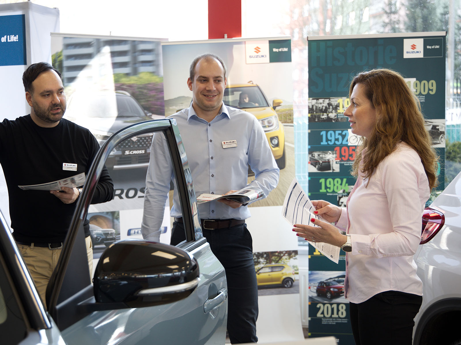 Lenka Šlajsová - Leneo